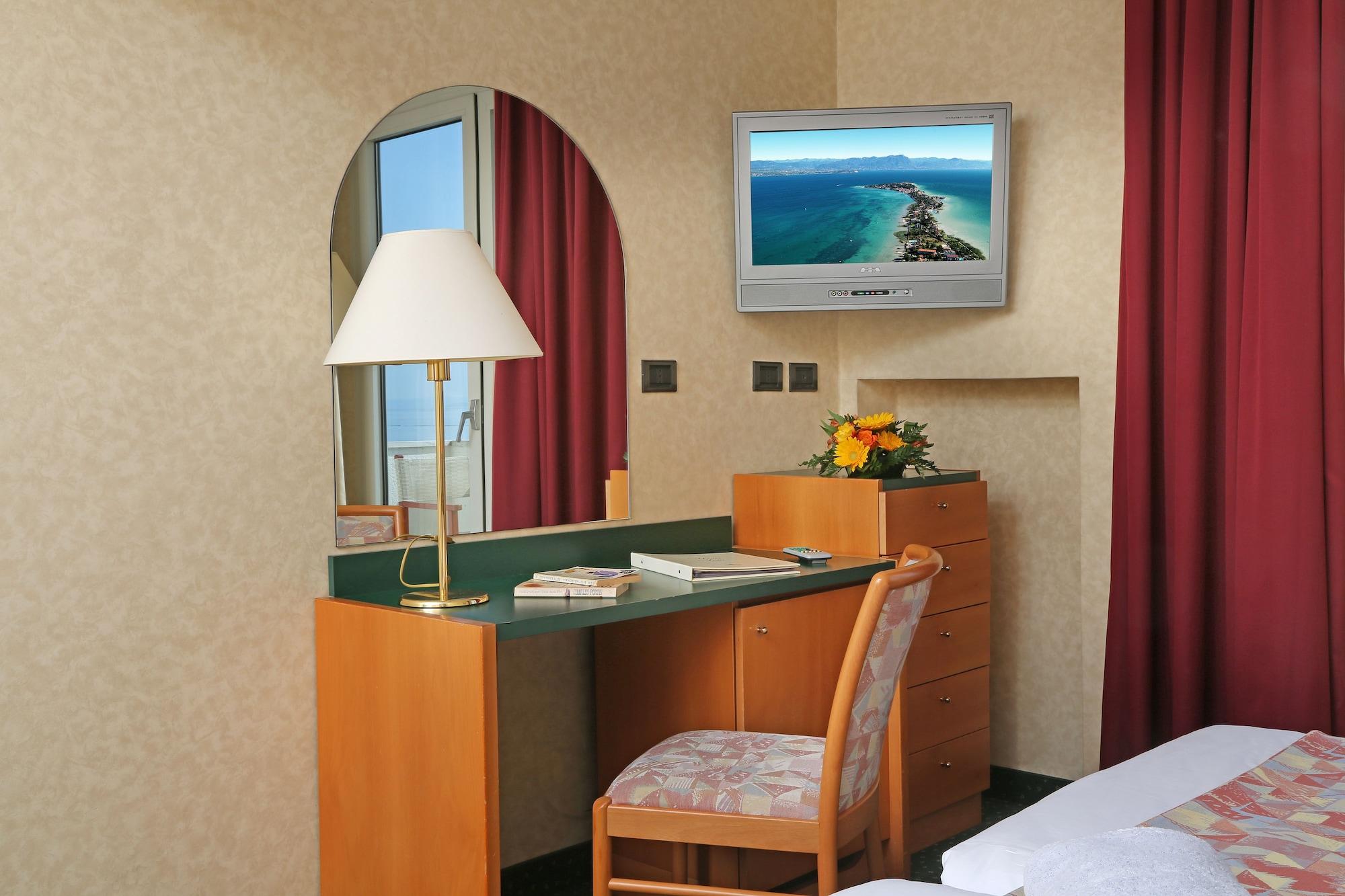 Hotel Nettuno バルドリーノ エクステリア 写真