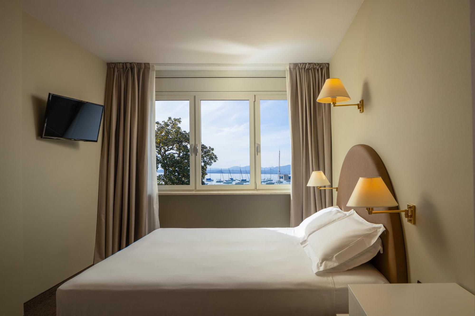 Hotel Nettuno バルドリーノ エクステリア 写真