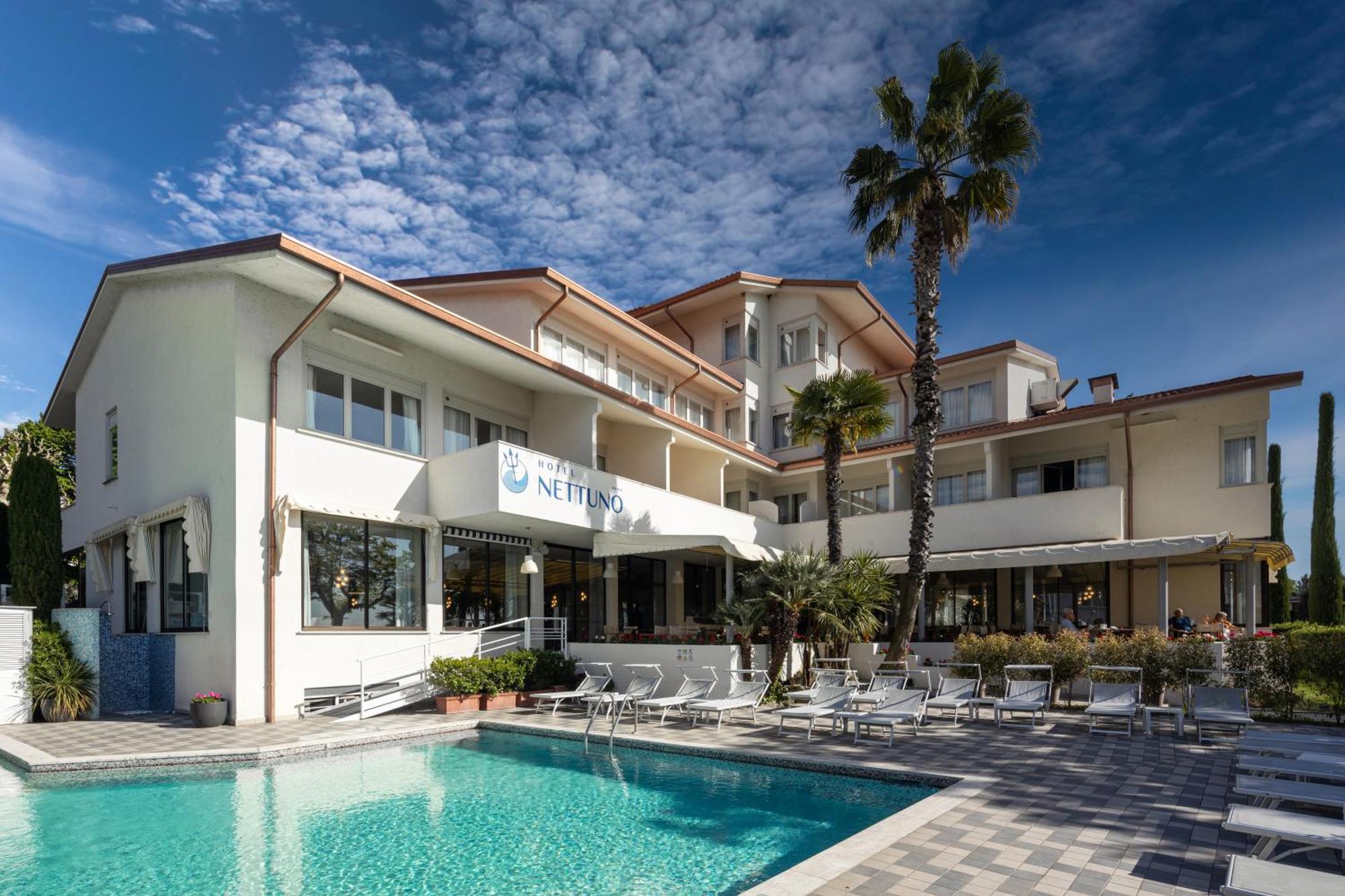 Hotel Nettuno バルドリーノ エクステリア 写真