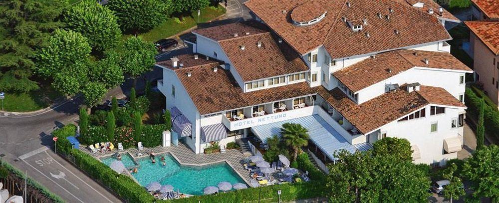 Hotel Nettuno バルドリーノ エクステリア 写真